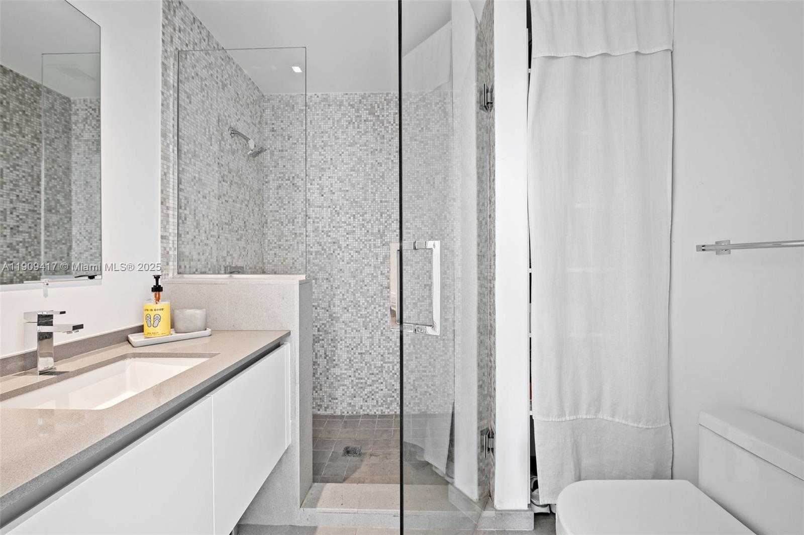 Small Image of 88 SOUTH WEST 7TH ST #3101, Miami Number 21