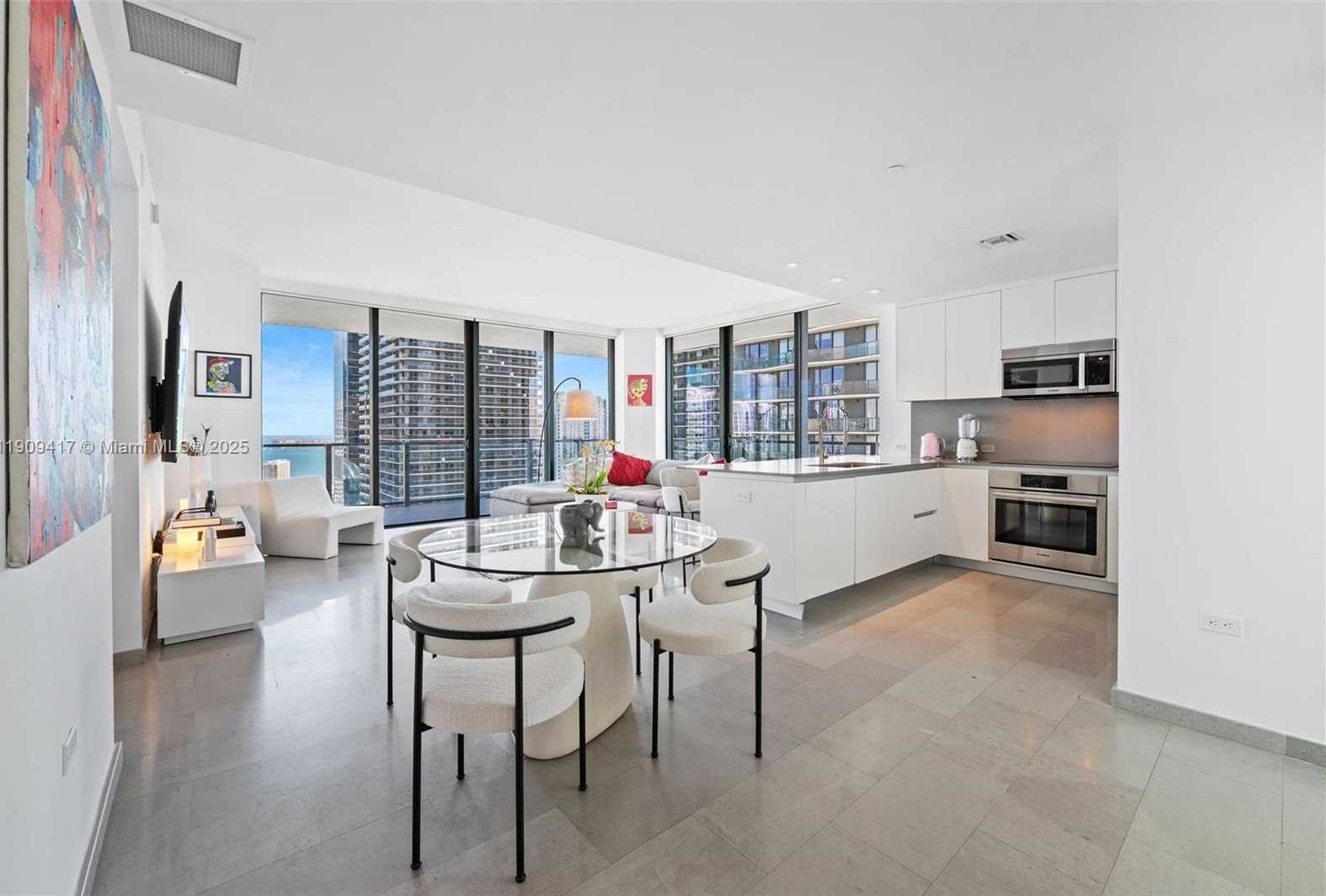 Small Image of 88 SOUTH WEST 7TH ST #3101, Miami Number 4