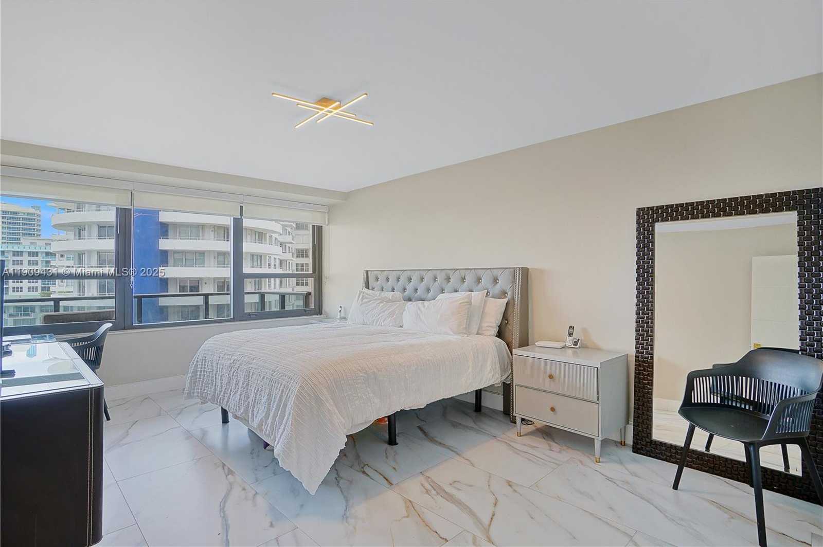 Small Image of 5225 COLLINS AVE #1403, Miami Beach Number 11