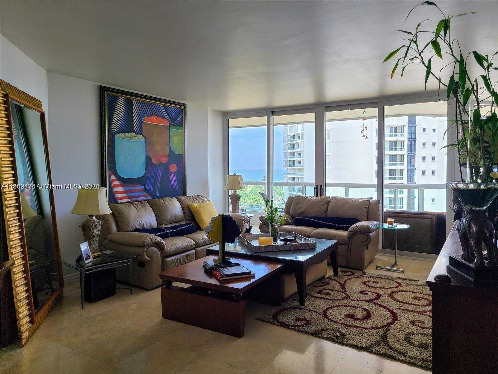 Small Image of 21055 YACHT CLUB DR #1602, Aventura Number 16