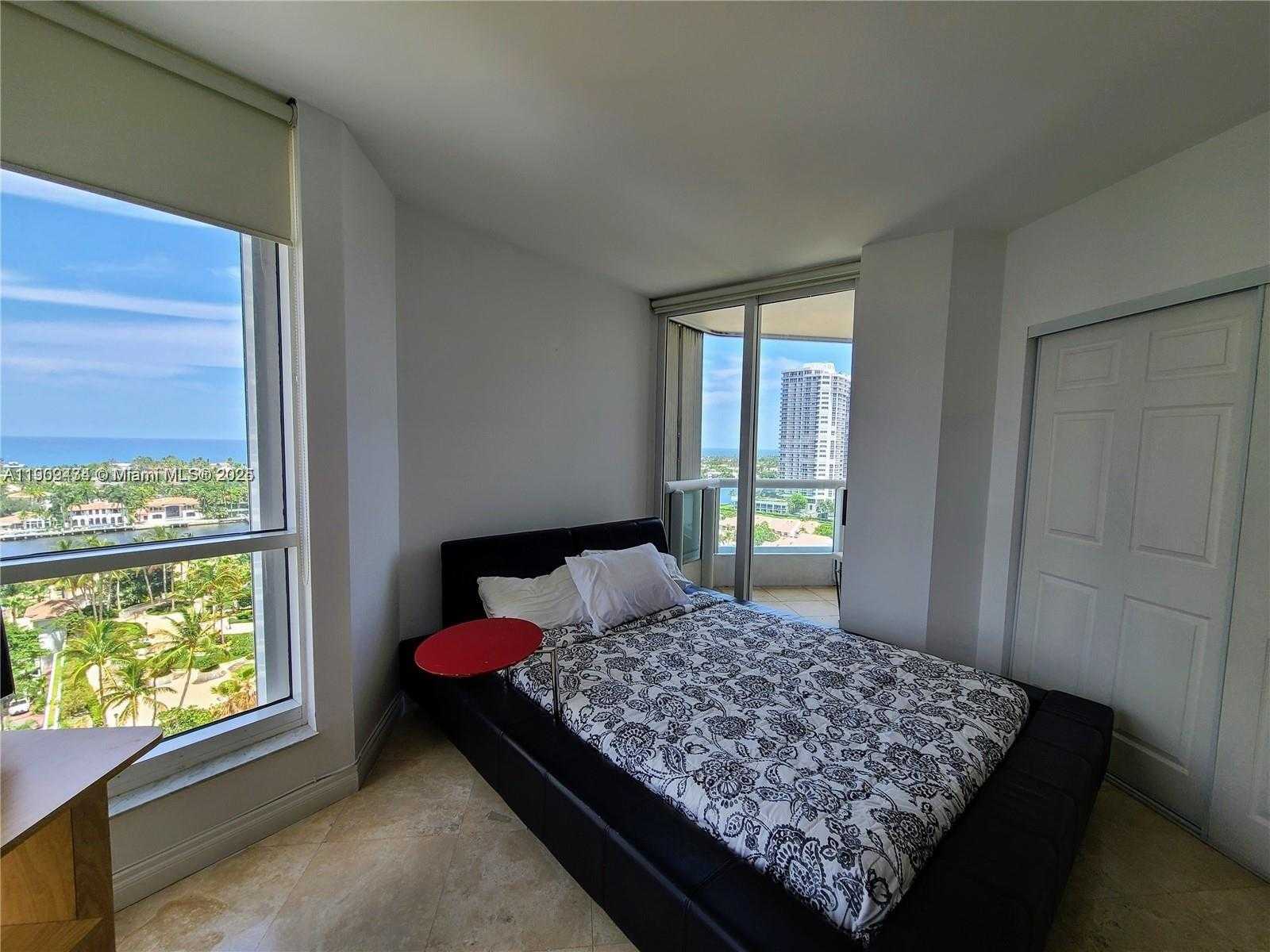 Small Image of 21055 YACHT CLUB DR #1602, Aventura Number 9