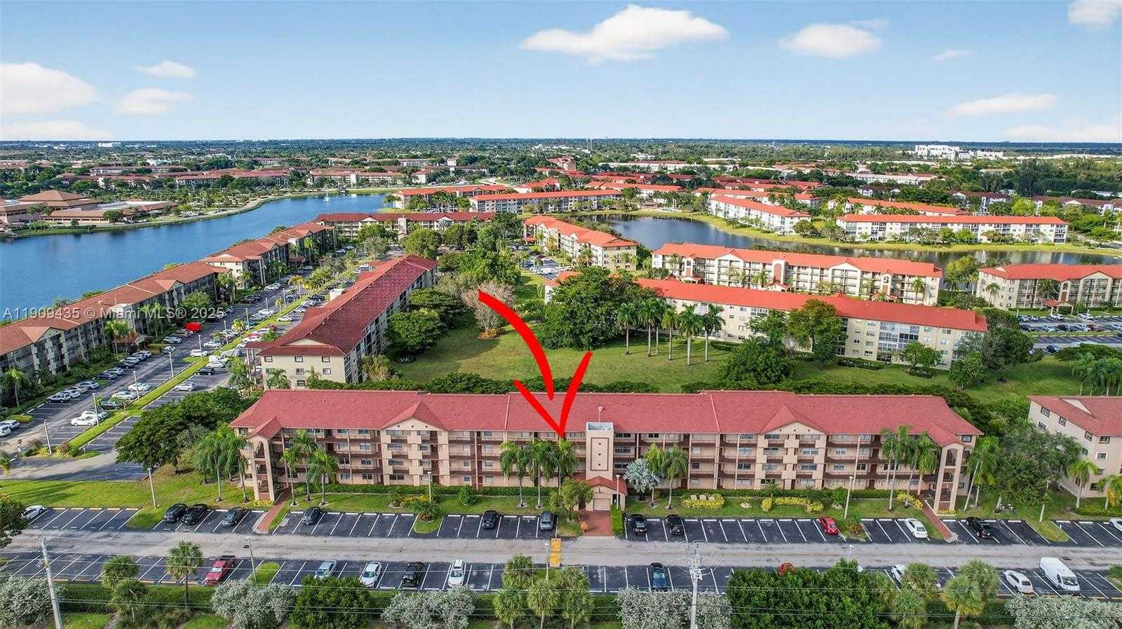 Small Image of 13105 SOUTH WEST 16TH CT #407L, Pembroke Pines Number 1