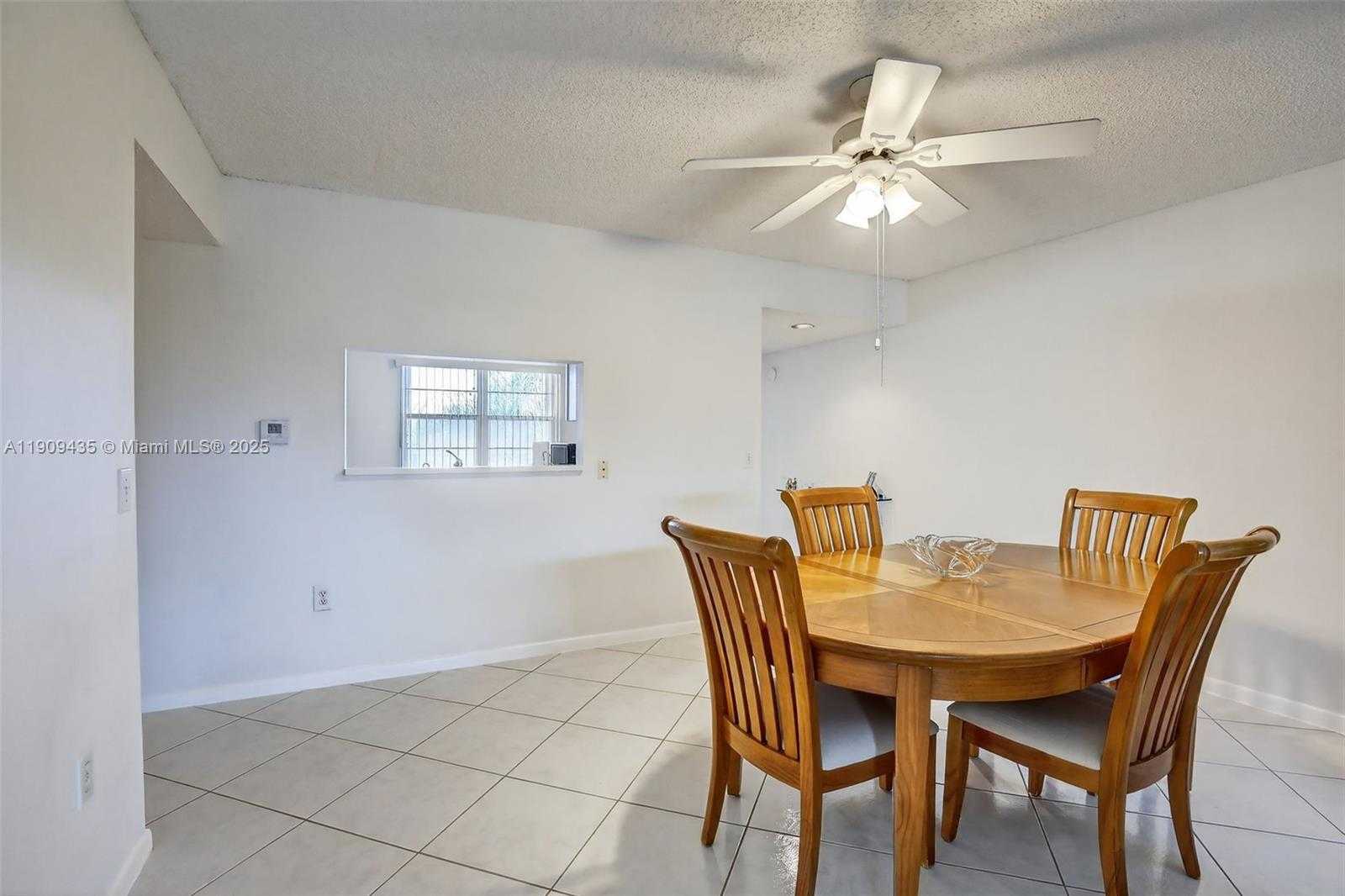 Small Image of 13105 SOUTH WEST 16TH CT #407L, Pembroke Pines Number 26