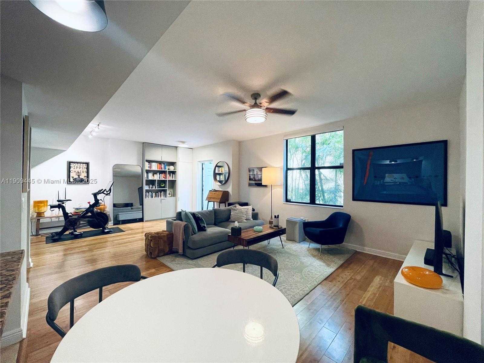 Small Image of 888 SOUTH DOUGLAS RD #119, Coral Gables Number 2