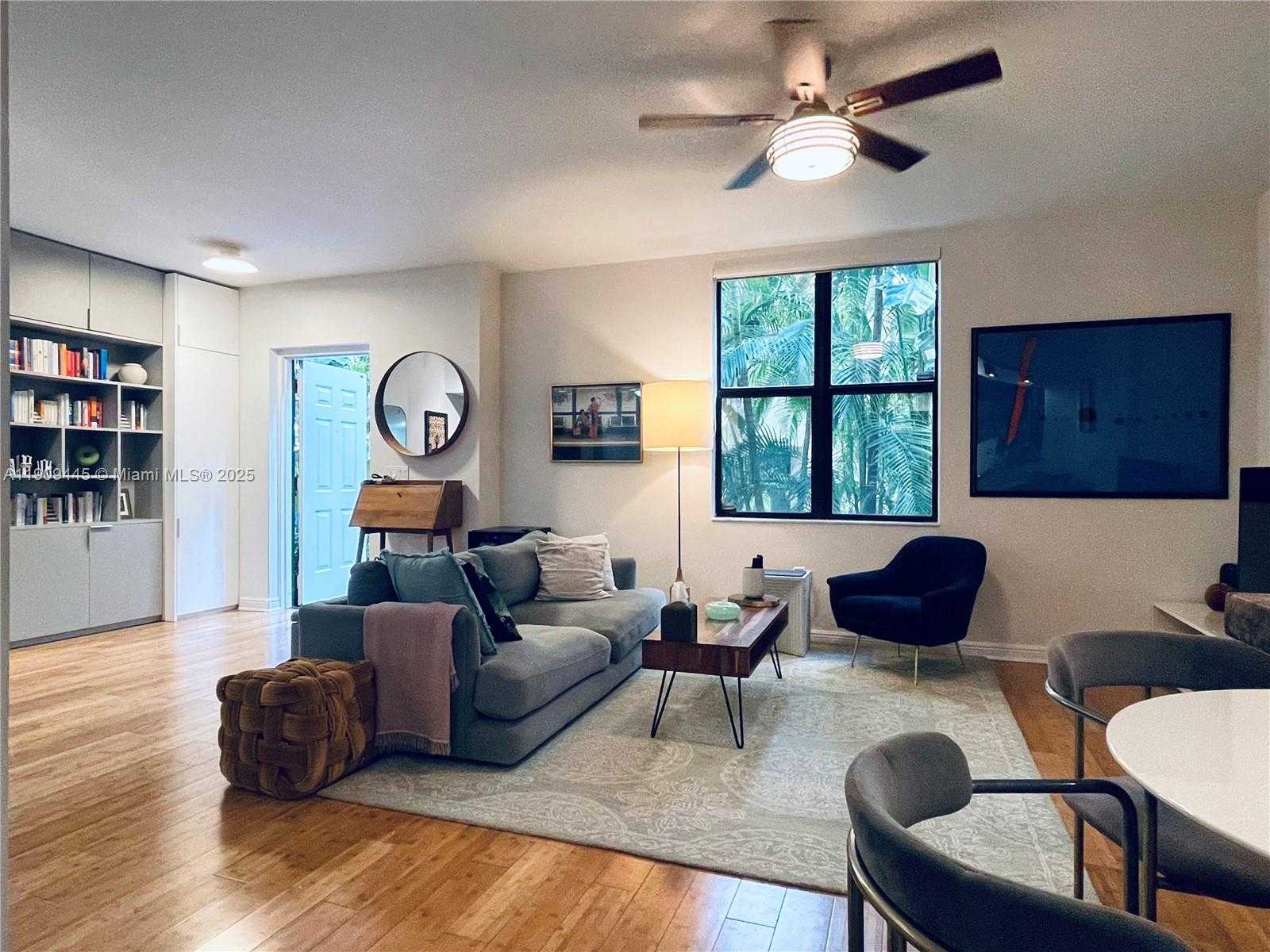 Small Image of 888 SOUTH DOUGLAS RD #119, Coral Gables Number 3