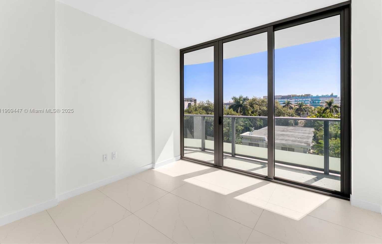 Small Image of 9901 WEST BAY HARBOR DR #506, Bay Harbor Islands Number 15