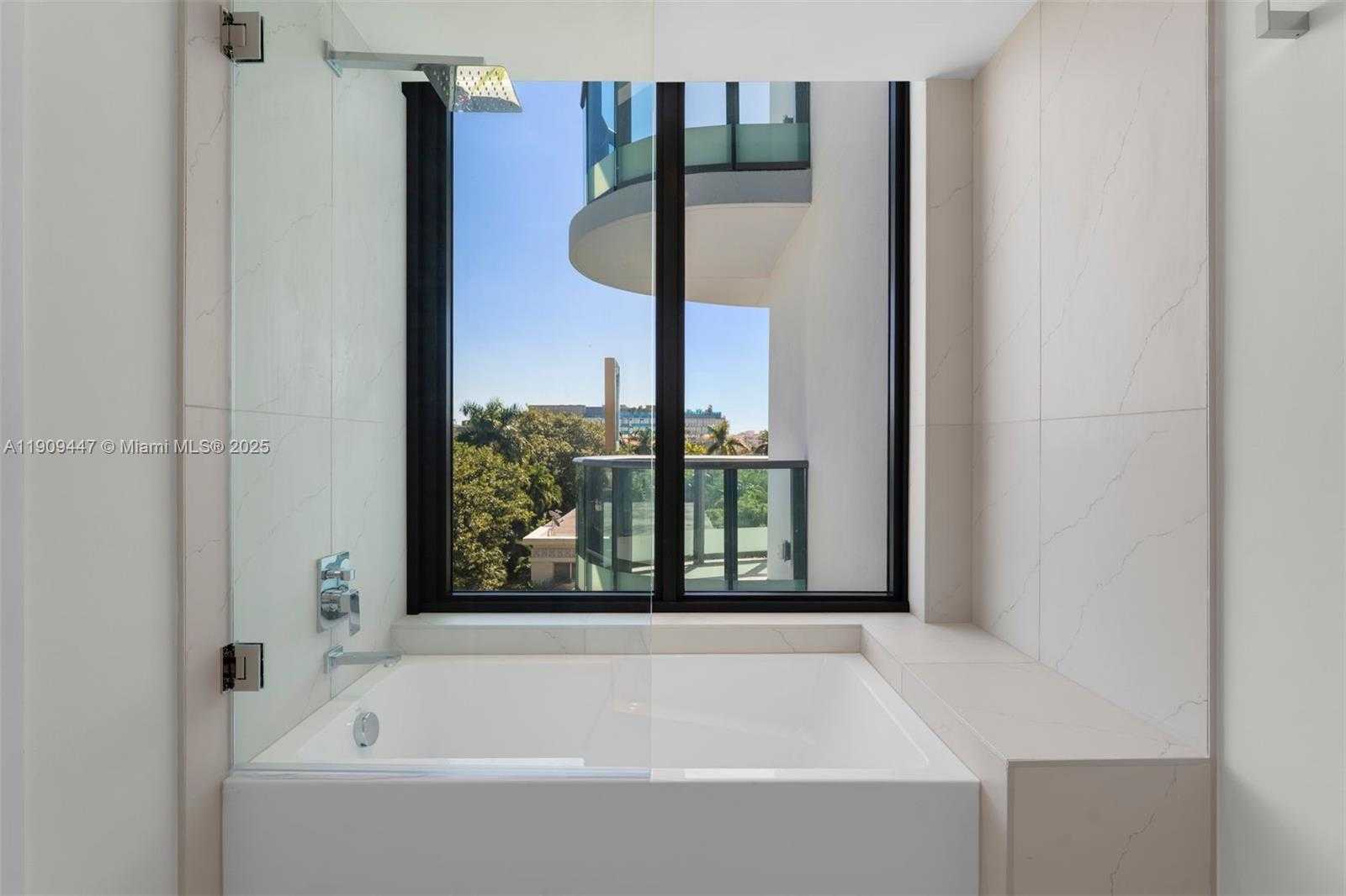 Small Image of 9901 WEST BAY HARBOR DR #506, Bay Harbor Islands Number 17