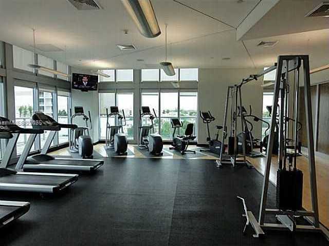 Small Image of 79 SOUTH WEST 12 #2811, Miami Number 34