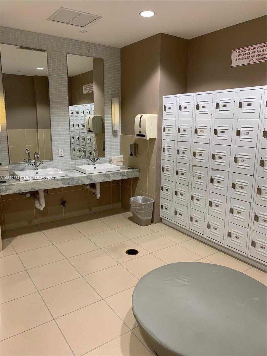 Small Image of 79 SOUTH WEST 12 #2811, Miami Number 42