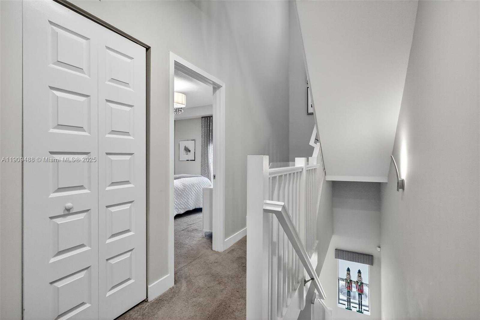 Small Image of 4740 NORTH WEST 84TH AVE, Doral Number 18