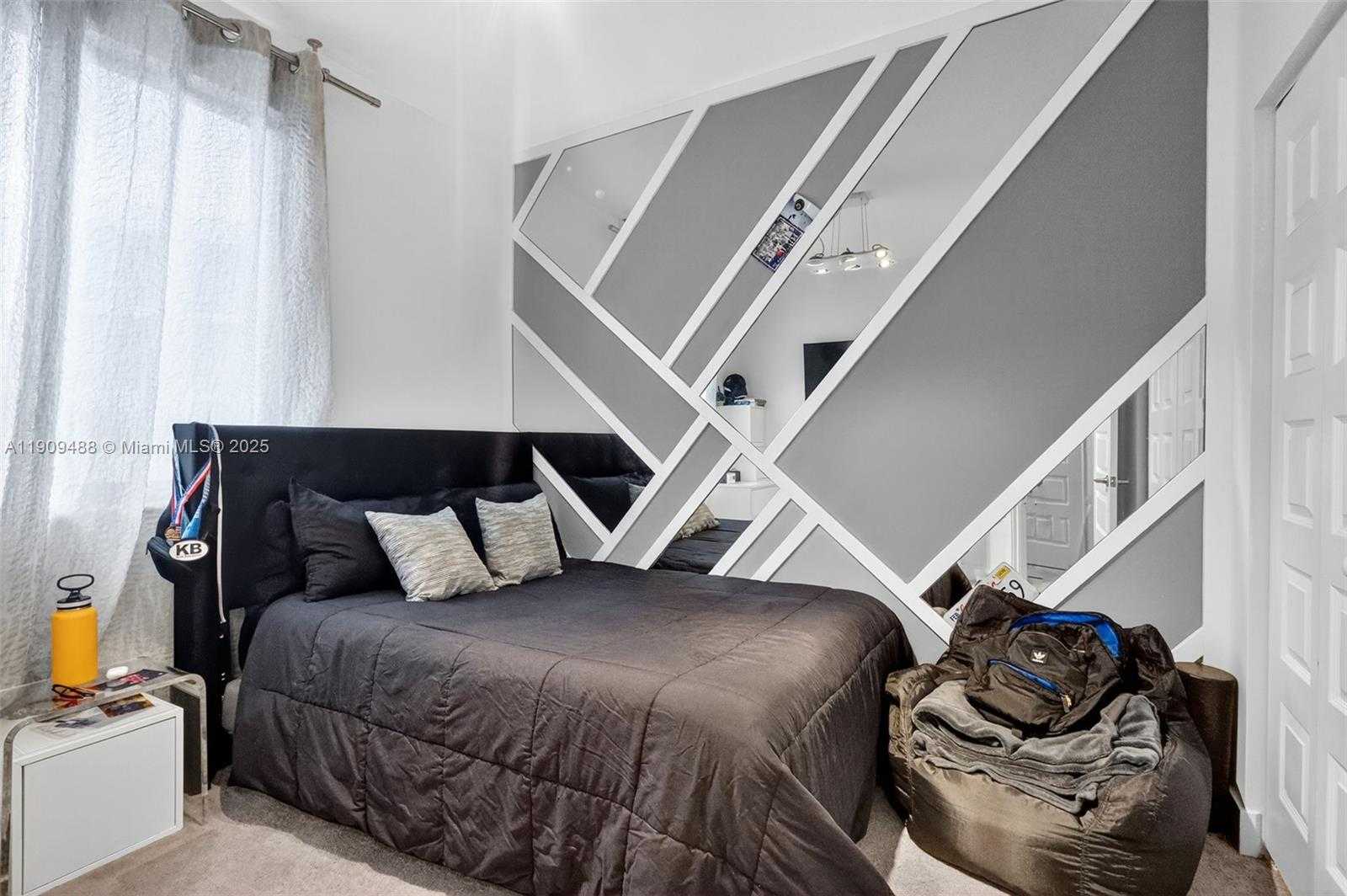 Small Image of 4740 NORTH WEST 84TH AVE, Doral Number 23