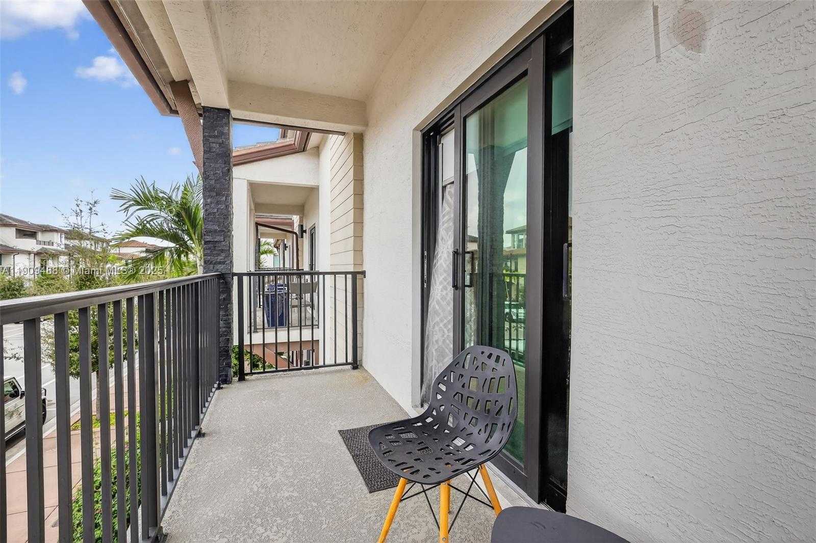 Small Image of 4740 NORTH WEST 84TH AVE, Doral Number 37