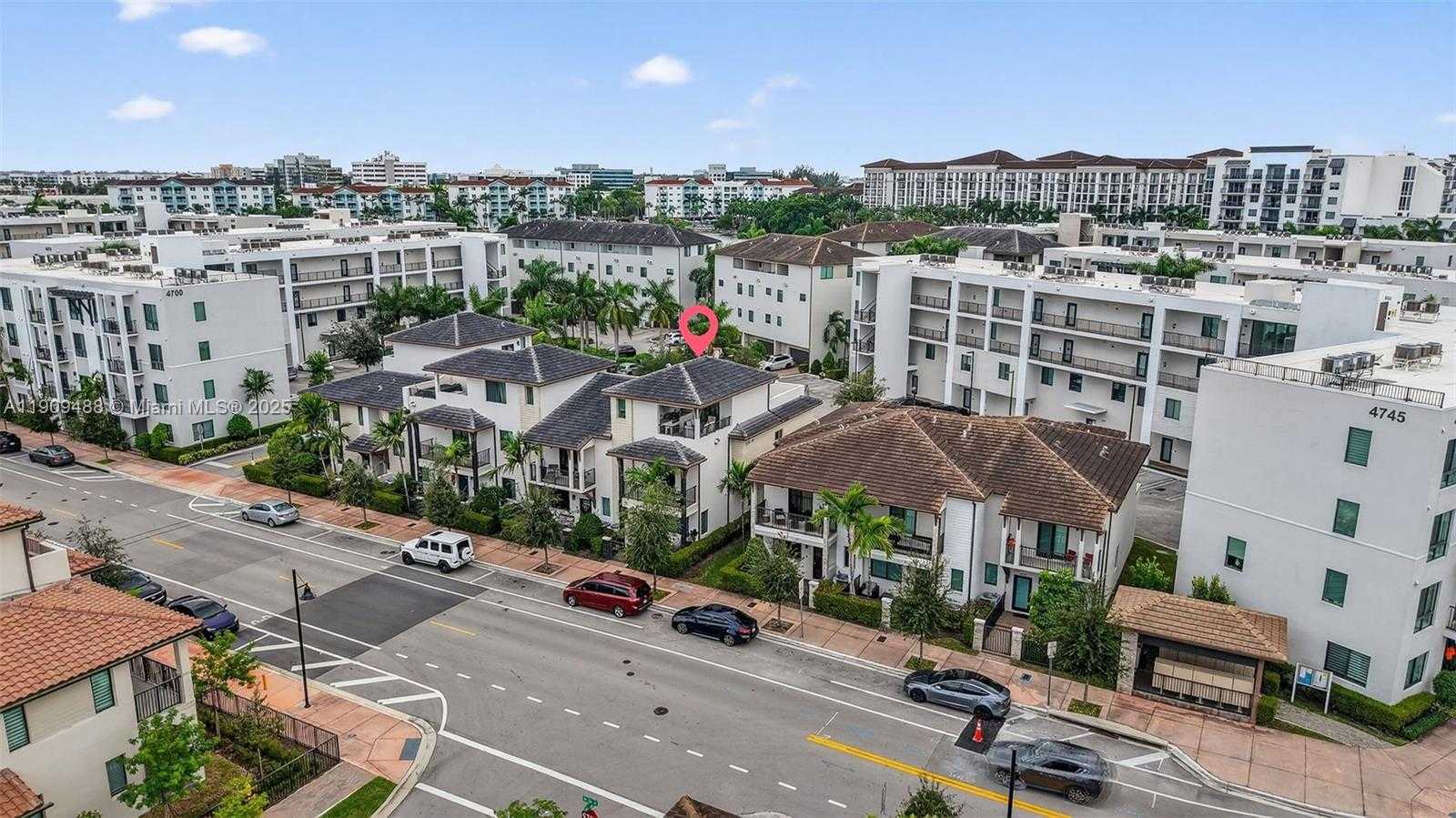 Small Image of 4740 NORTH WEST 84TH AVE, Doral Number 56