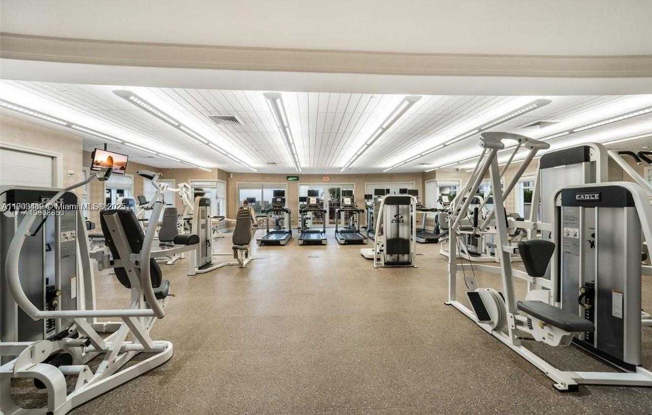 Small Image of 19900 EAST COUNTRY CLUB DR #318, Aventura Number 23