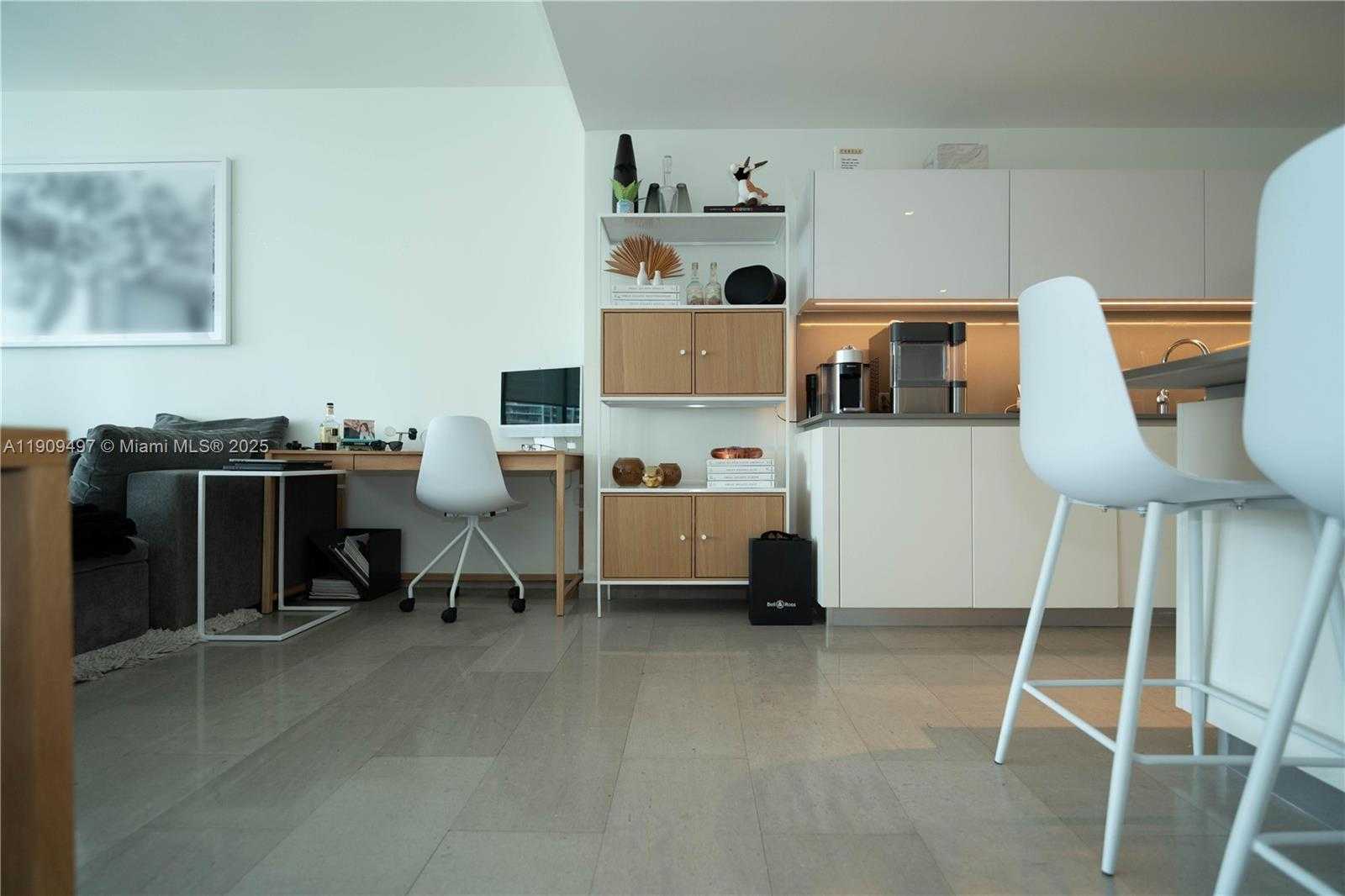 Small Image of 68 SOUTH EAST 6TH ST #2110, Miami Number 10