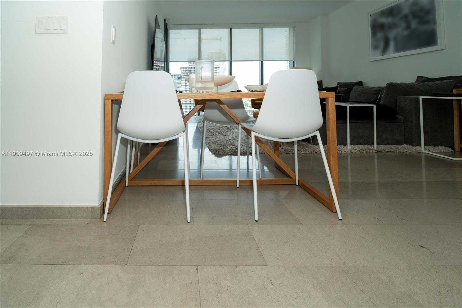 Small Image of 68 SOUTH EAST 6TH ST #2110, Miami Number 12