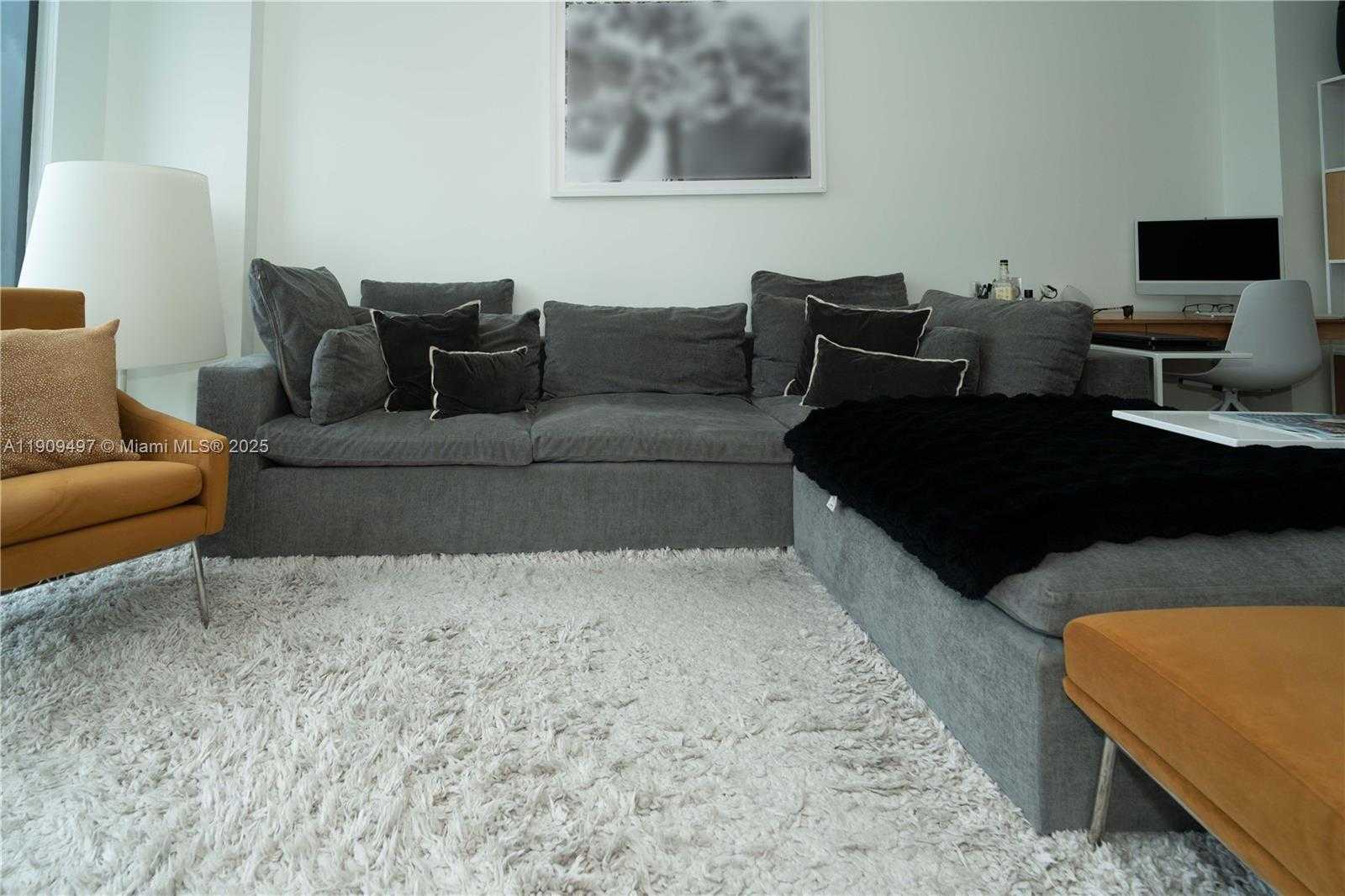 Small Image of 68 SOUTH EAST 6TH ST #2110, Miami Number 15