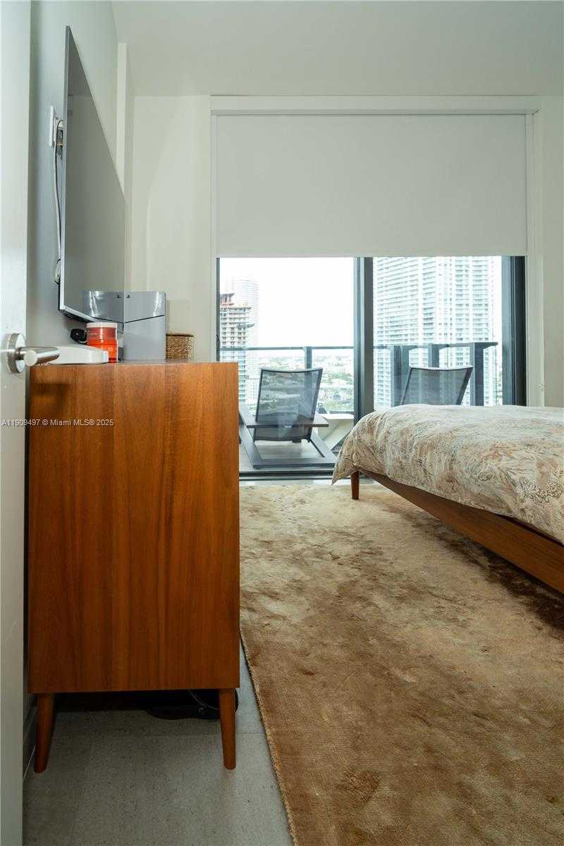 Small Image of 68 SOUTH EAST 6TH ST #2110, Miami Number 24