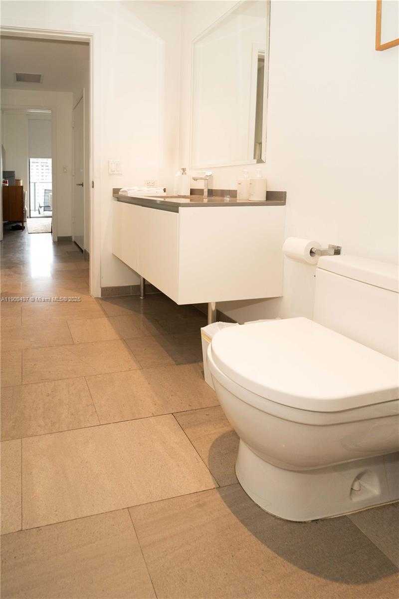 Small Image of 68 SOUTH EAST 6TH ST #2110, Miami Number 47