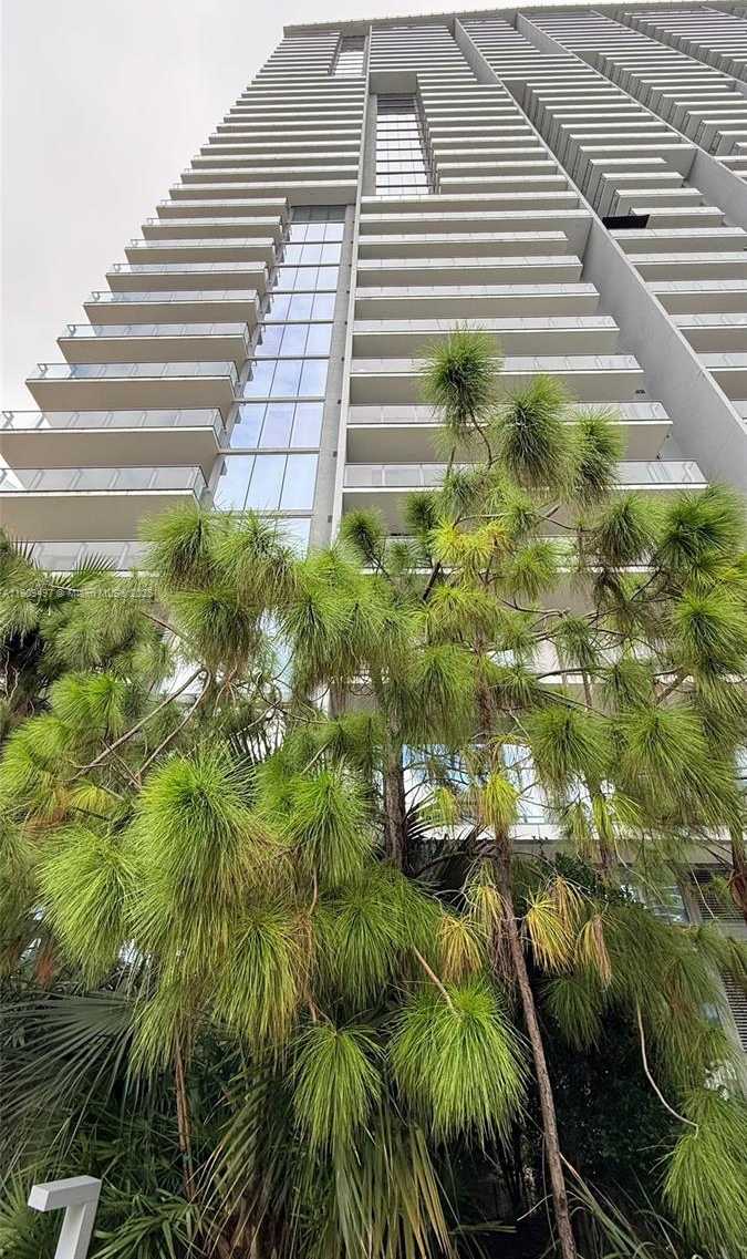 Small Image of 68 SOUTH EAST 6TH ST #2110, Miami Number 66