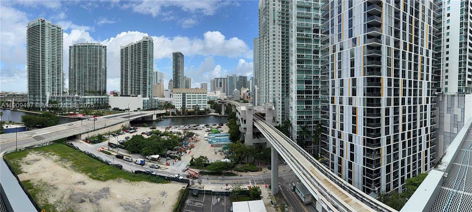 Small Image of 68 SOUTH EAST 6TH ST #2110, Miami Number 78
