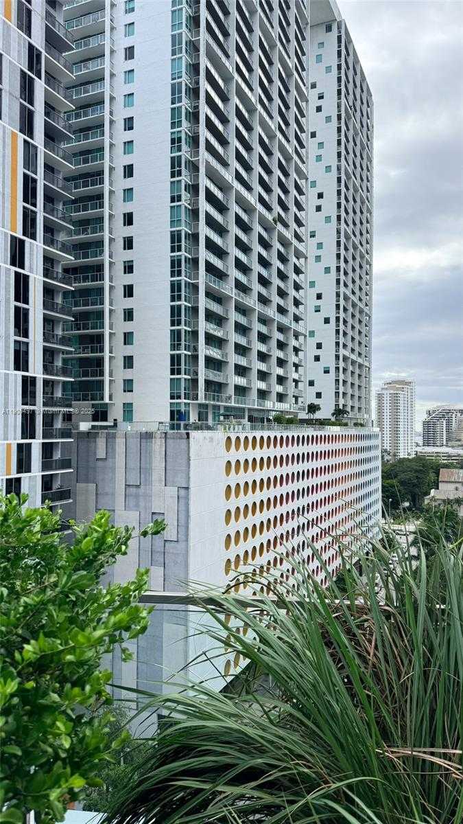 Small Image of 68 SOUTH EAST 6TH ST #2110, Miami Number 79