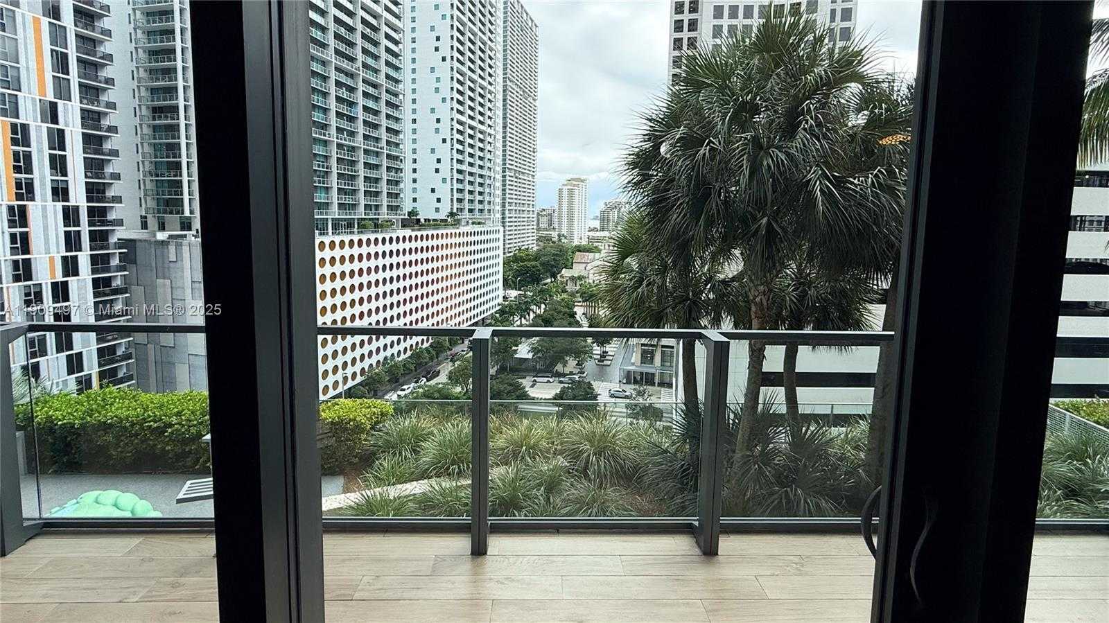 Small Image of 68 SOUTH EAST 6TH ST #2110, Miami Number 90