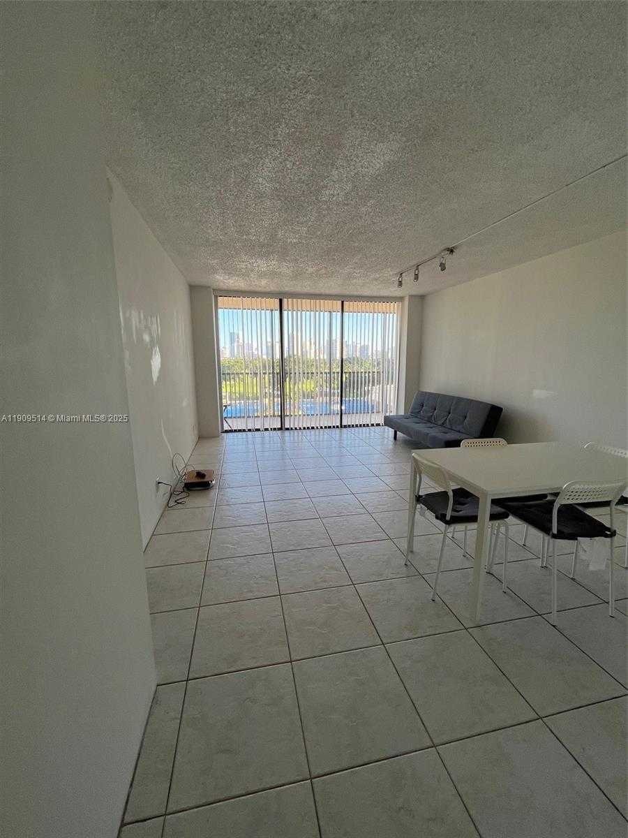 Small Image of 20301 WEST COUNTRY CLUB DR #625, Aventura Number 10