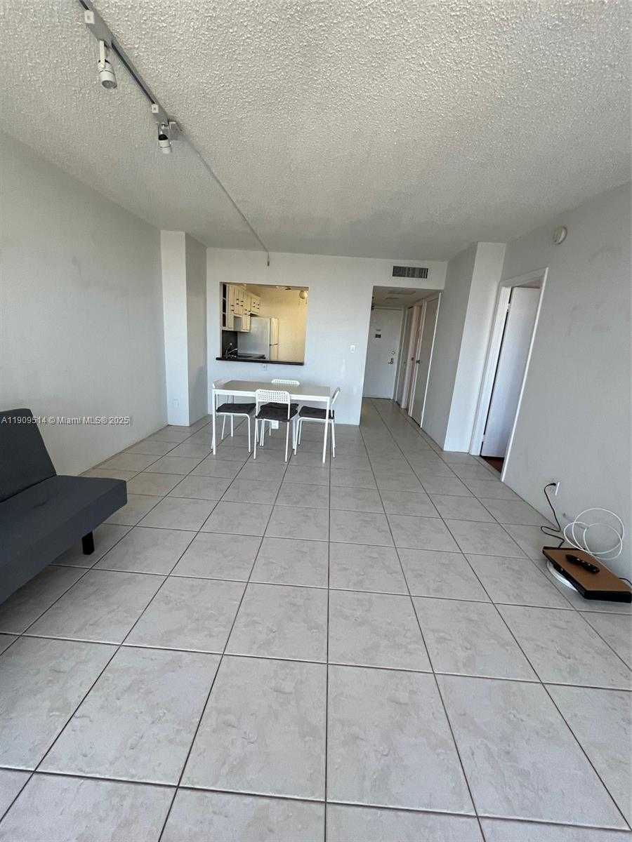 Small Image of 20301 WEST COUNTRY CLUB DR #625, Aventura Number 9