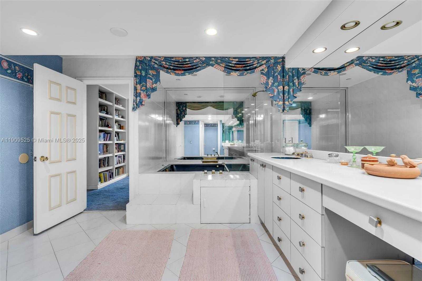 Small Image of 151 CRANDON BLVD #1226, Key Biscayne Number 18