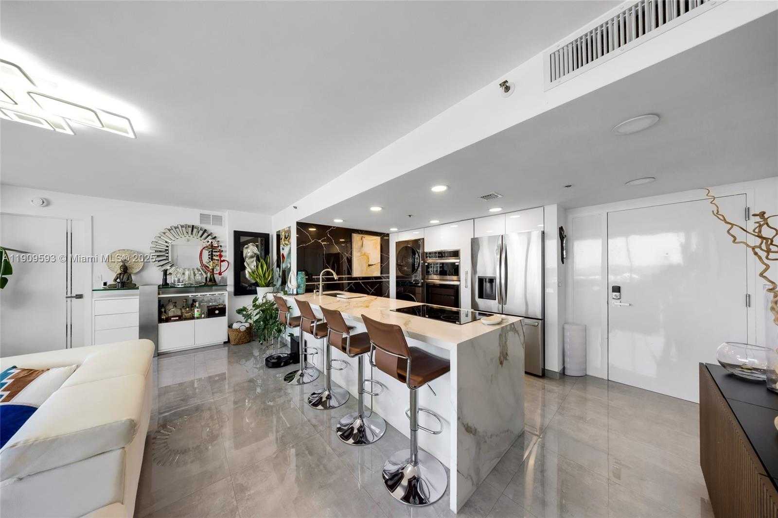 Small Image of 7601 EAST TREASURE DR #1216, North Bay Village Number 10