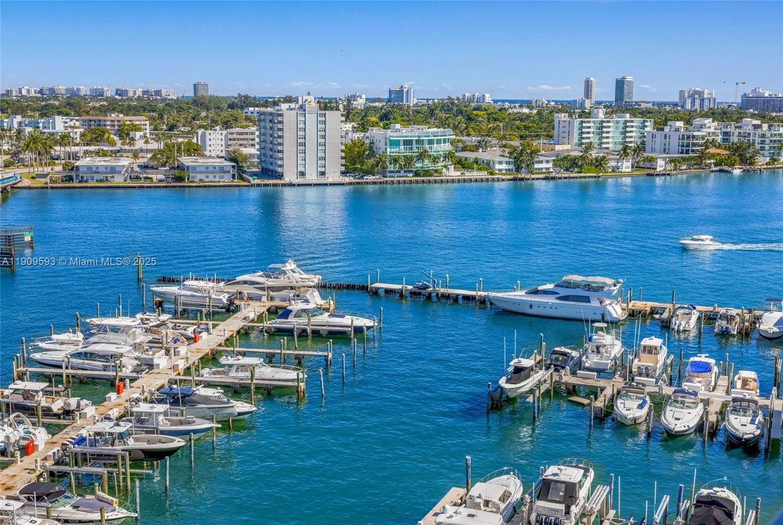 Small Image of 7601 EAST TREASURE DR #1216, North Bay Village Number 28