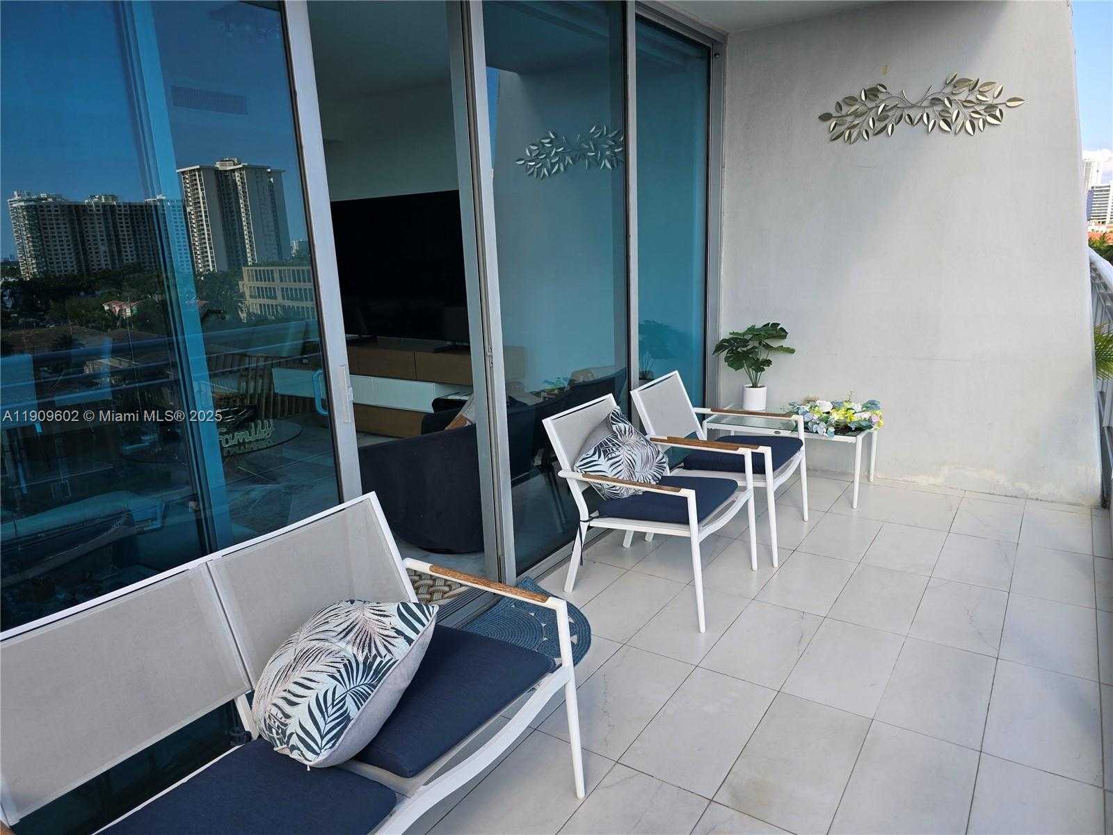 Small Image of 2950 NORTH EAST 188TH ST #501, Aventura Number 25