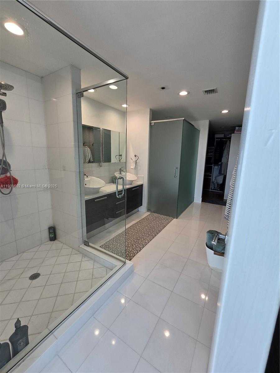 Small Image of 2950 NORTH EAST 188TH ST #501, Aventura Number 36