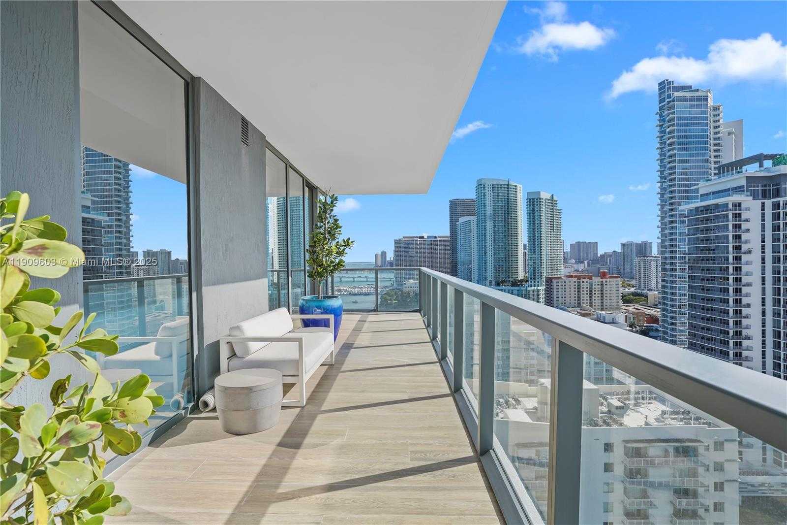 Small Image of 788 NORTH EAST 23RD ST #2101, Miami Number 30