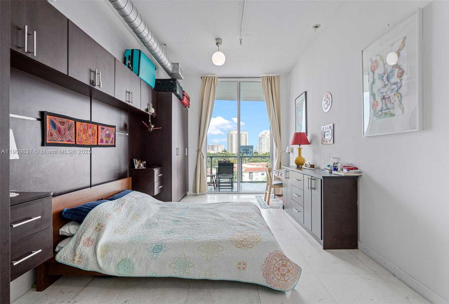 Small Image of 3029 NORTH EAST 188TH ST #609, Aventura Number 17