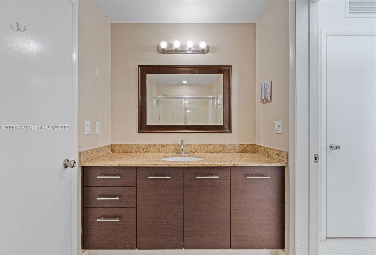 Small Image of 3029 NORTH EAST 188TH ST #609, Aventura Number 23