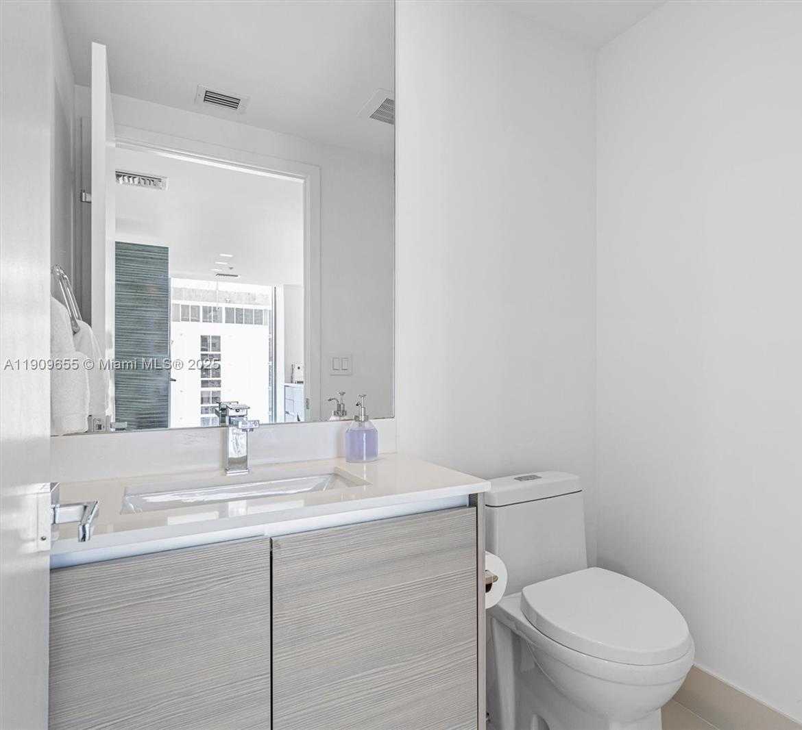 Small Image of 460 NORTH EAST 28TH ST #3508, Miami Number 11