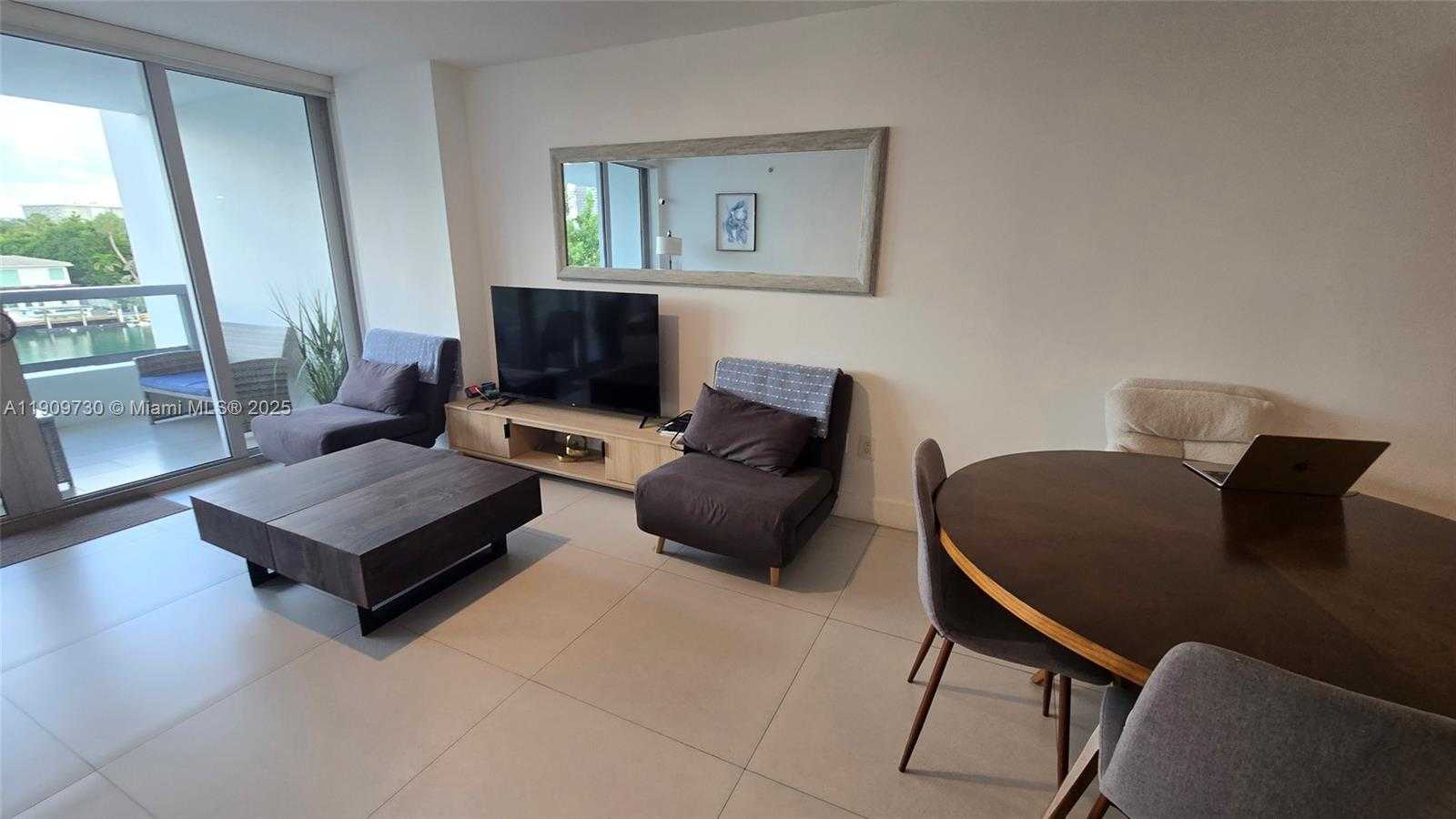 Small Image of 9261 EAST BAY HARBOR DR #402, Bay Harbor Islands Number 13