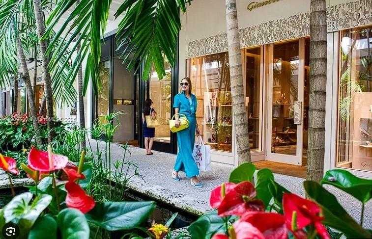 Small Image of 9261 EAST BAY HARBOR DR #402, Bay Harbor Islands Number 49