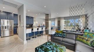 Imagen de Pequeño Objeto