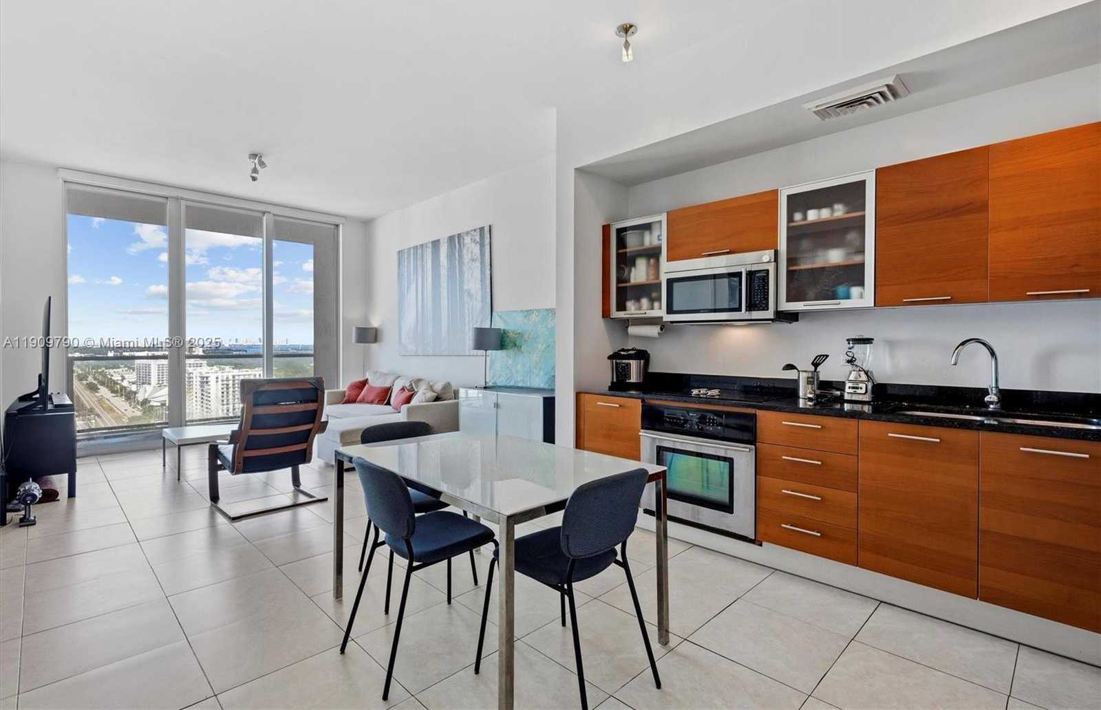 Small Image of 3470 EAST COAST AVE #H2202, Miami Number 14