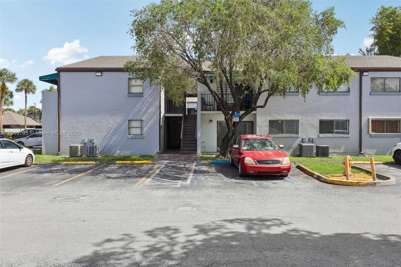 Small Image of 7407 SOUTH WEST 152ND AVE #4-103, Miami Number 1