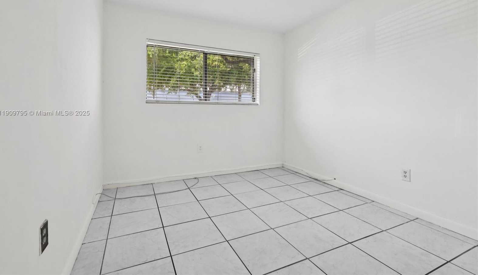Small Image of 7407 SOUTH WEST 152ND AVE #4-103, Miami Number 20