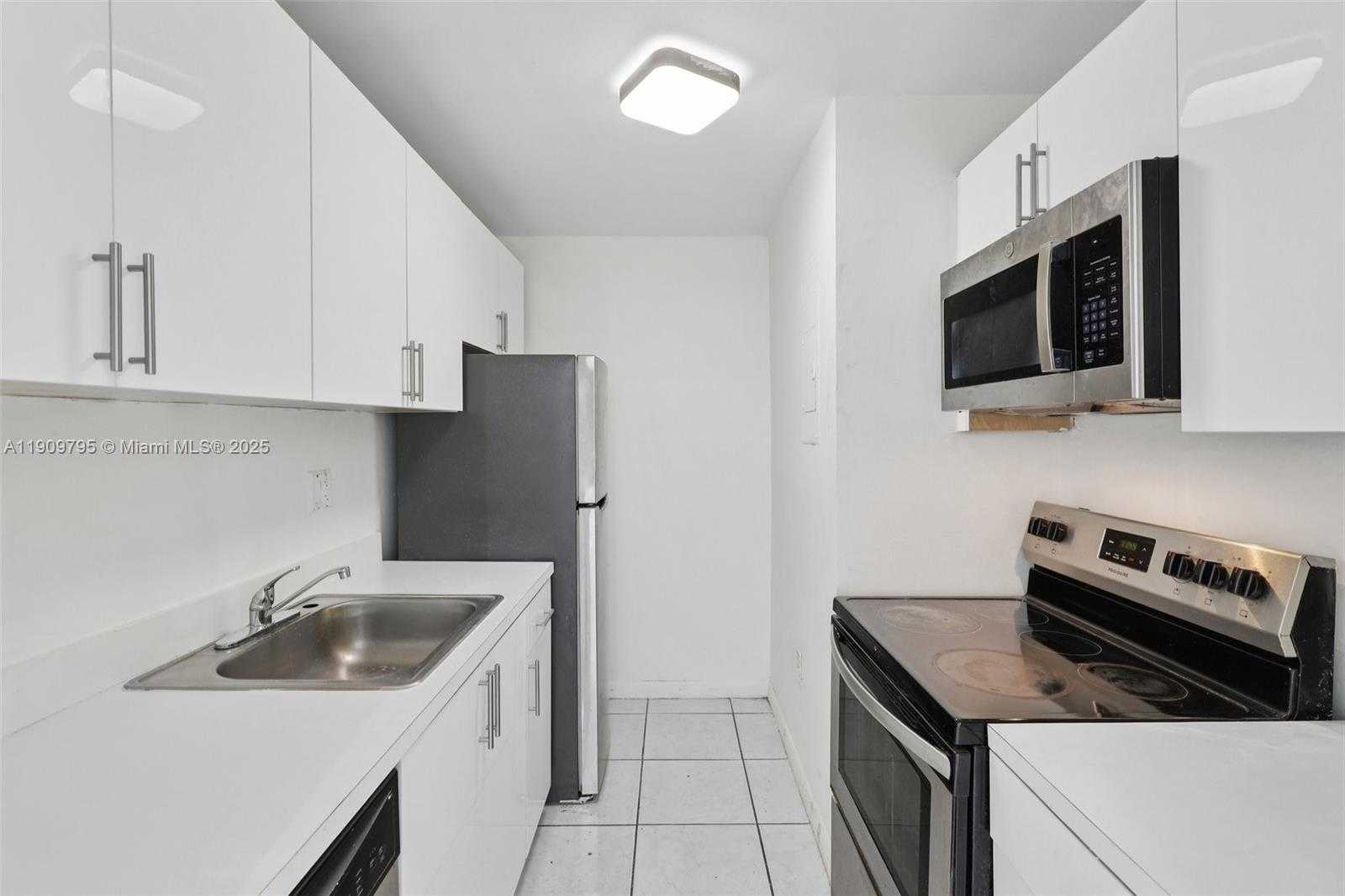 Small Image of 7407 SOUTH WEST 152ND AVE #4-103, Miami Number 7