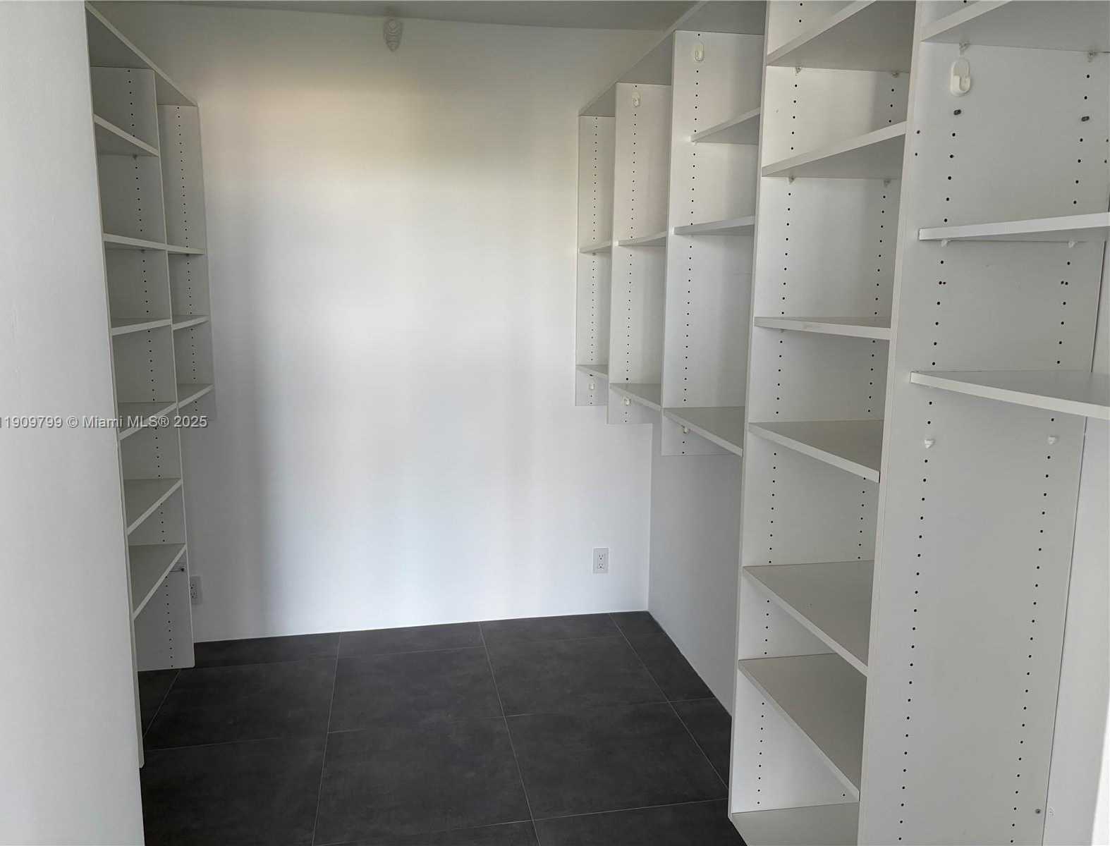 Small Image of 900 BAY DR #401, Miami Beach Number 11