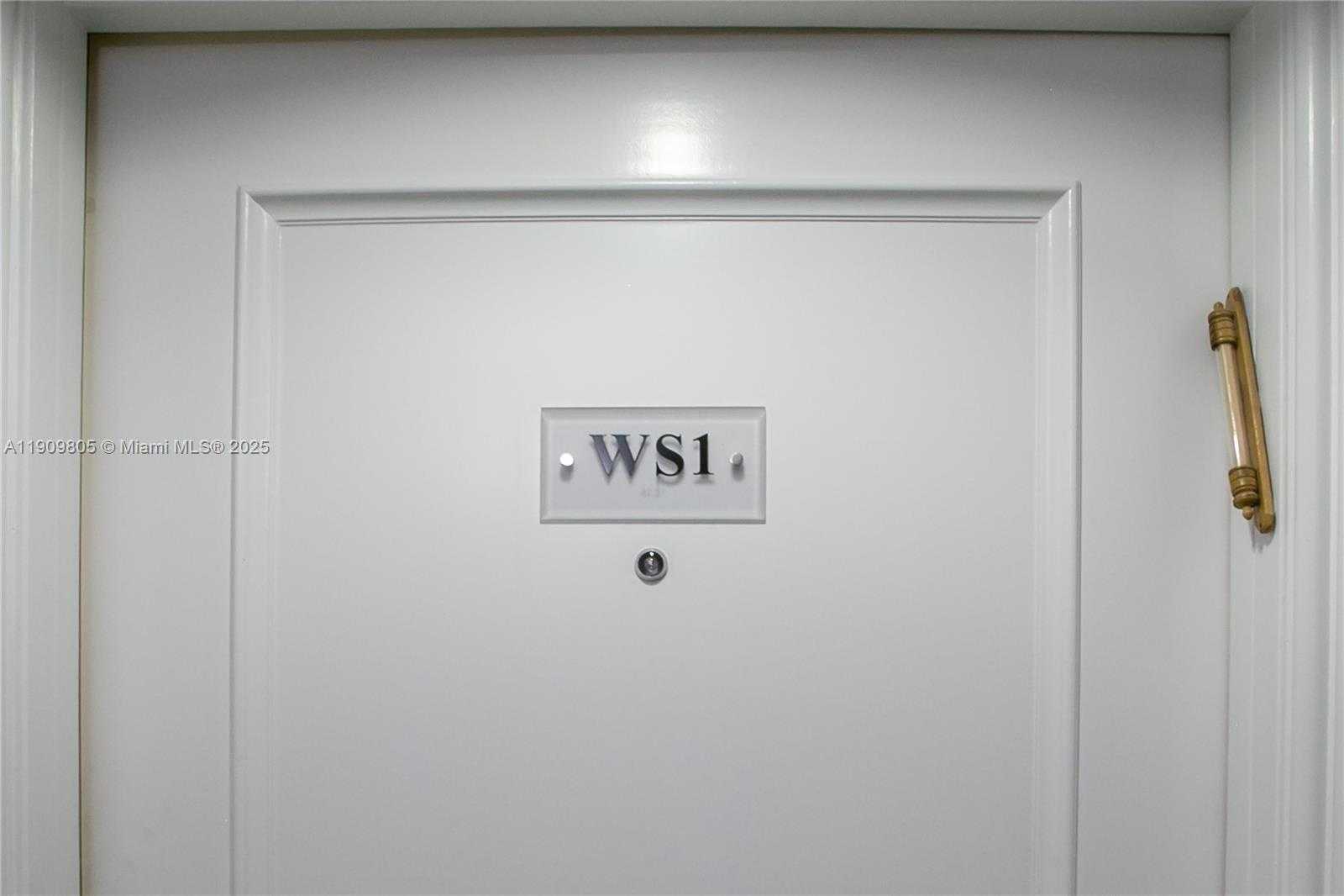 Small Image of 3000 ISLAND BLVD #WSTE1, Aventura Number 1