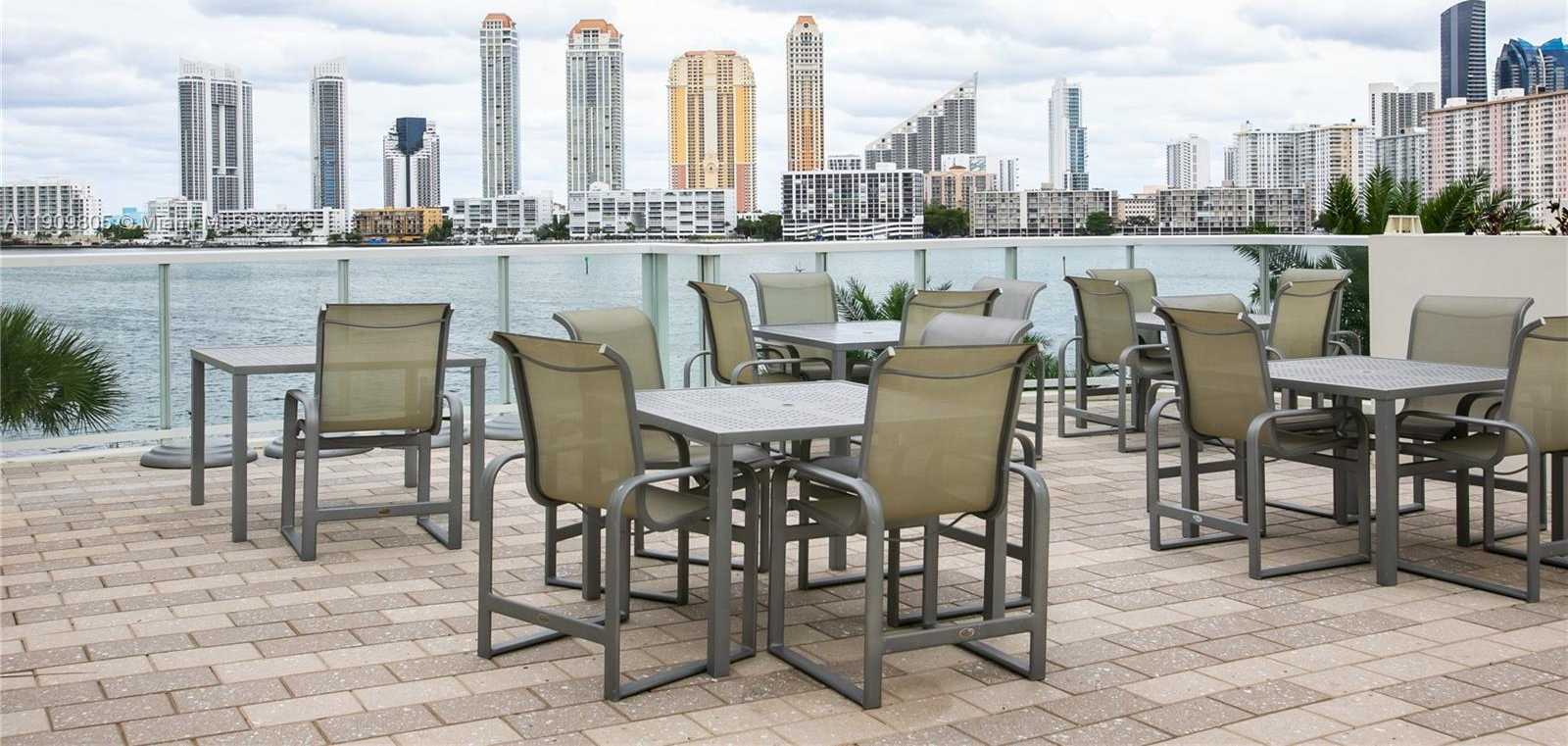 Small Image of 3000 ISLAND BLVD #WSTE1, Aventura Number 33