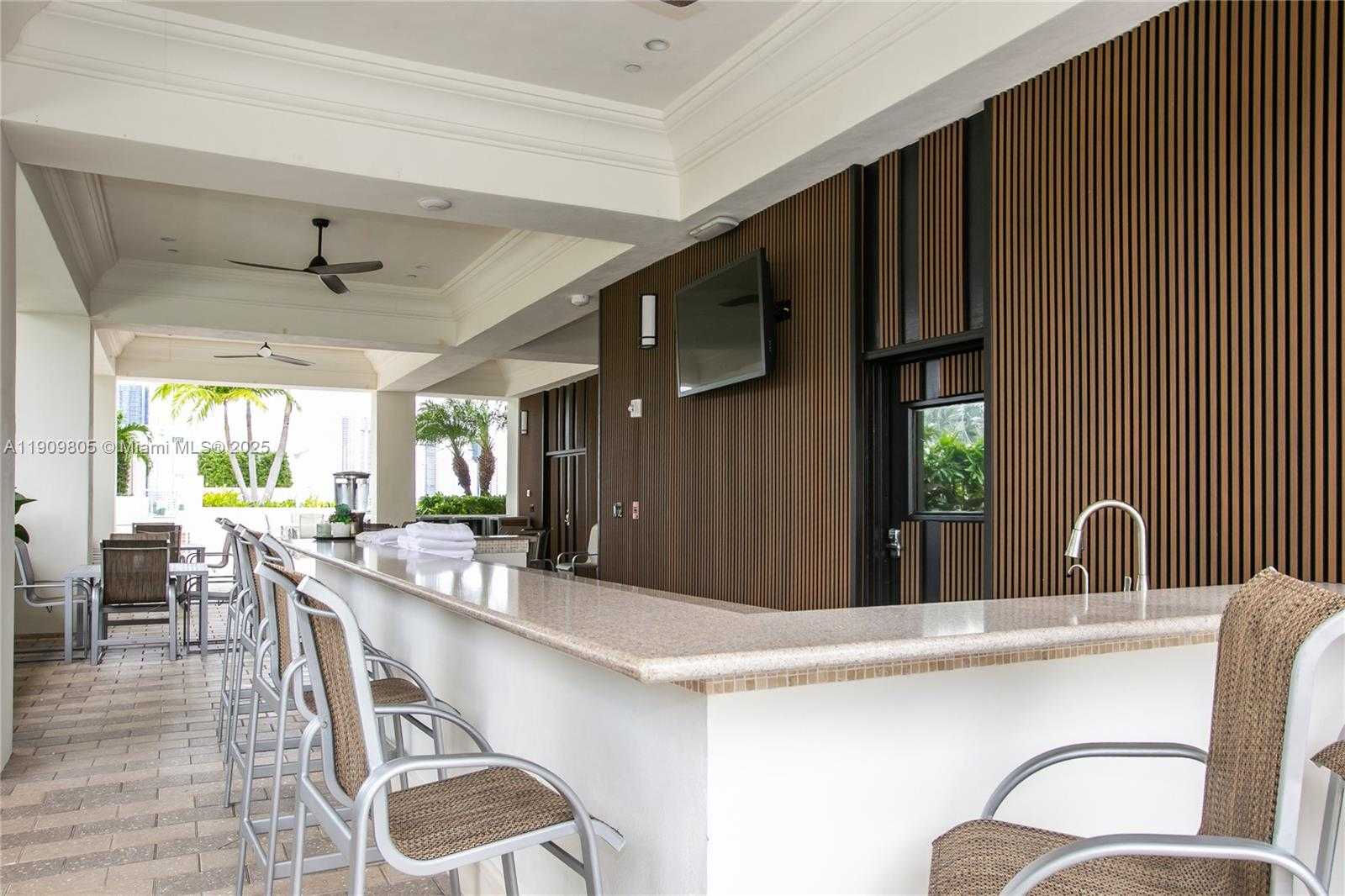 Small Image of 3000 ISLAND BLVD #WSTE1, Aventura Number 37