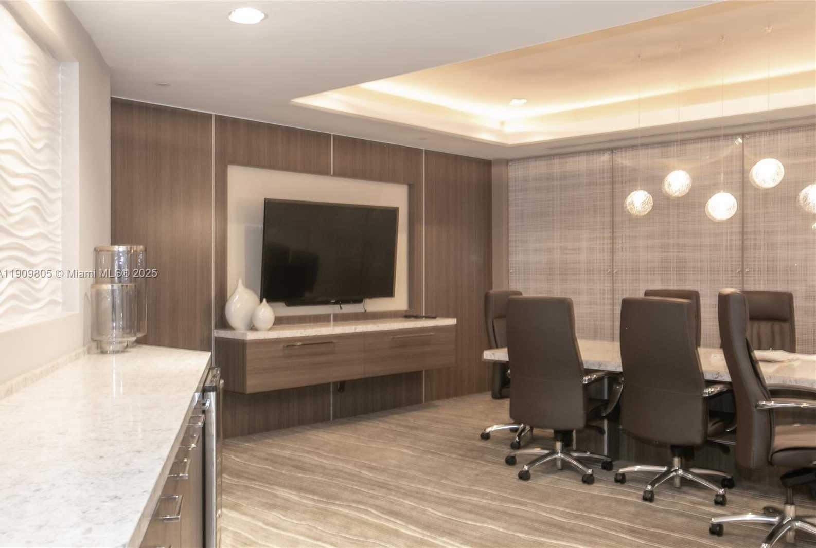 Small Image of 3000 ISLAND BLVD #WSTE1, Aventura Number 45